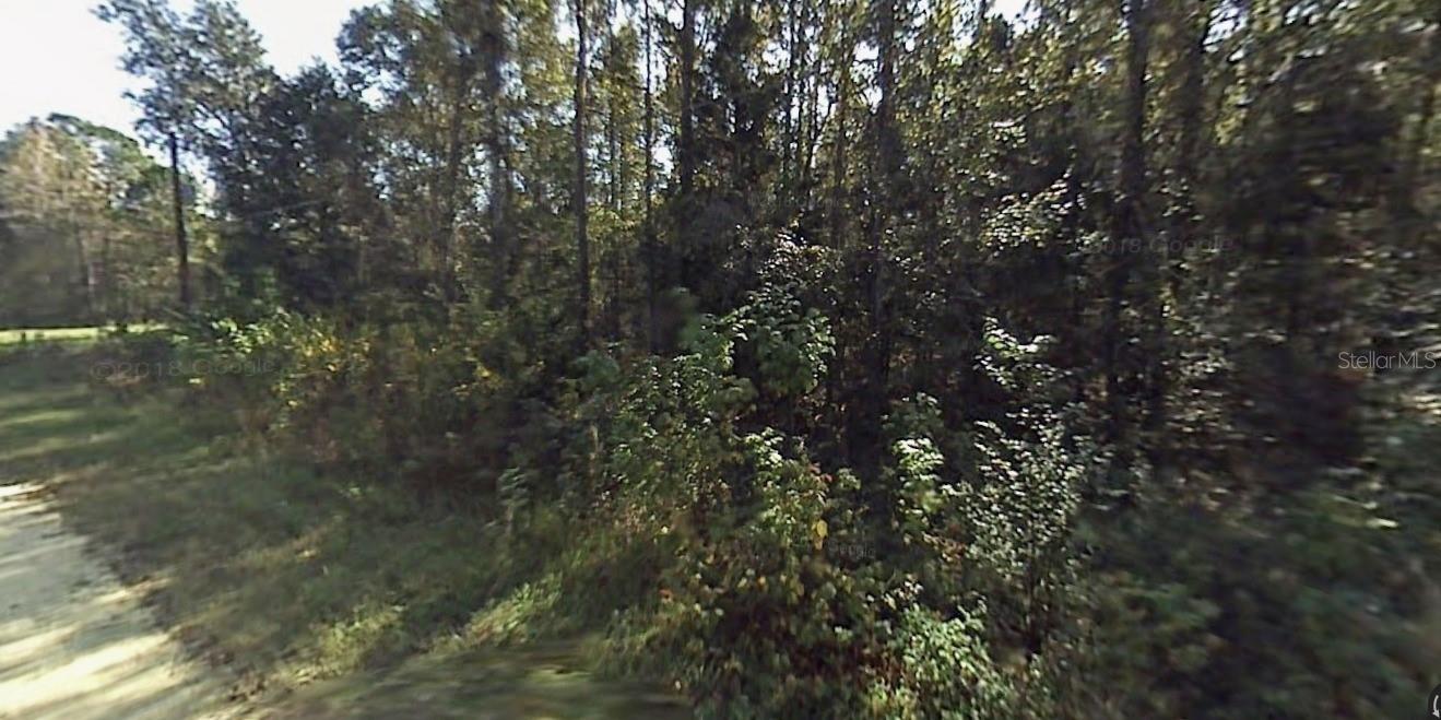 RAINBOW PARK UN 08 - Land