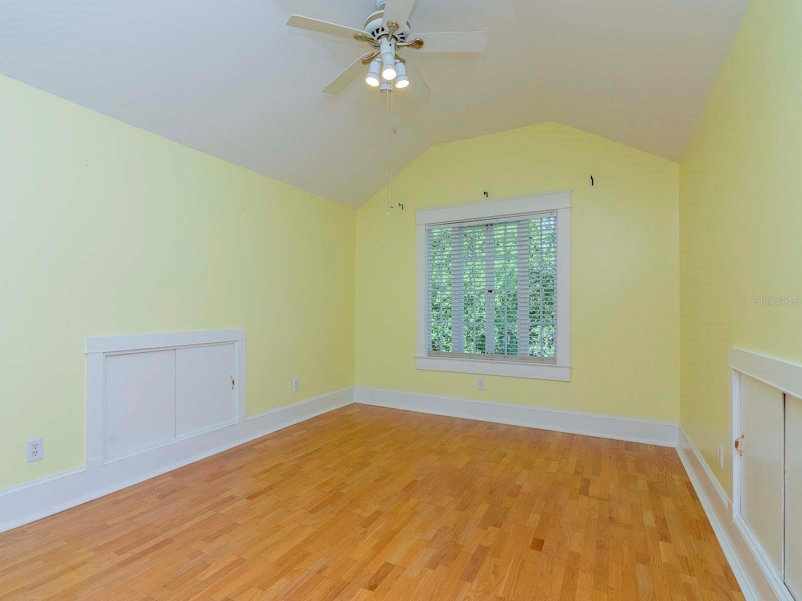 HYDE PARK WEST - Residential