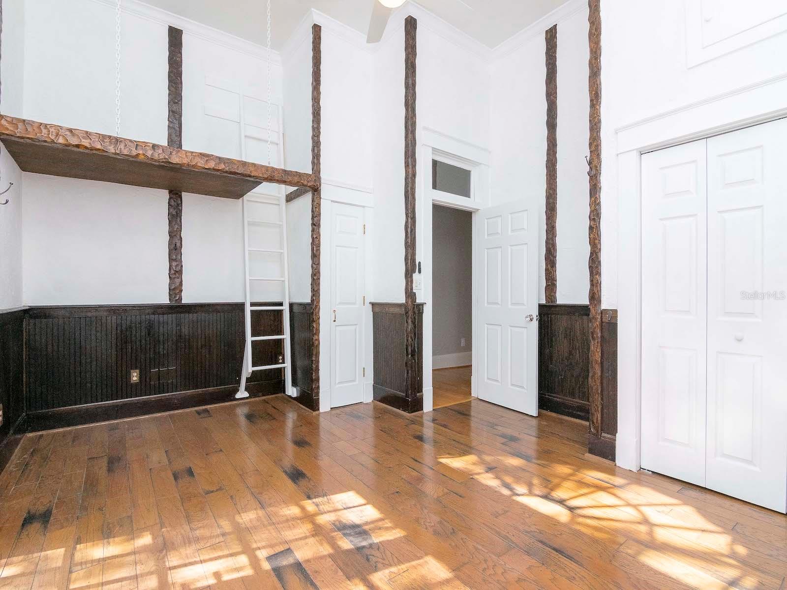 HYDE PARK WEST - Residential