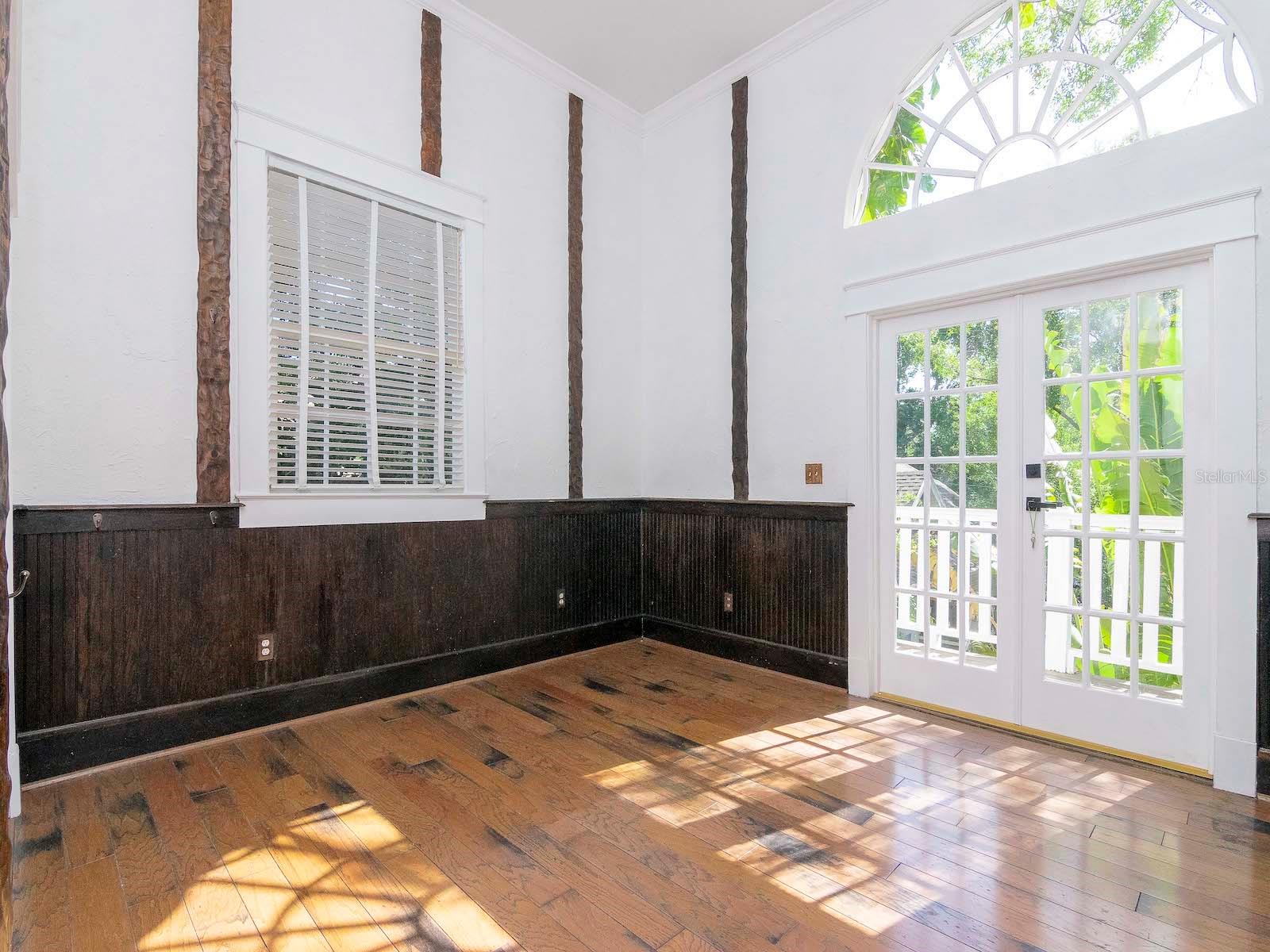 HYDE PARK WEST - Residential