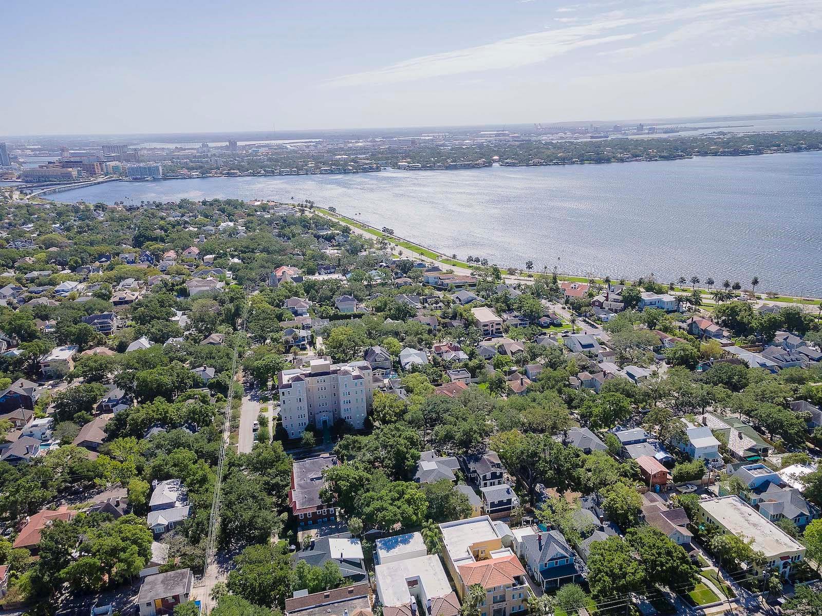 HYDE PARK WEST - Residential