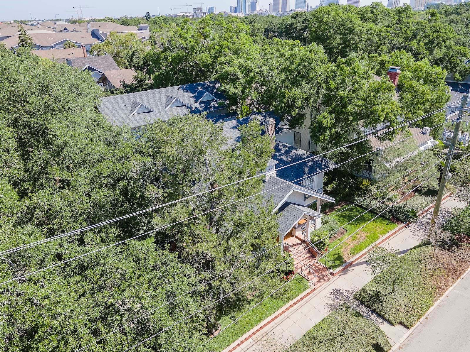 HYDE PARK WEST - Residential