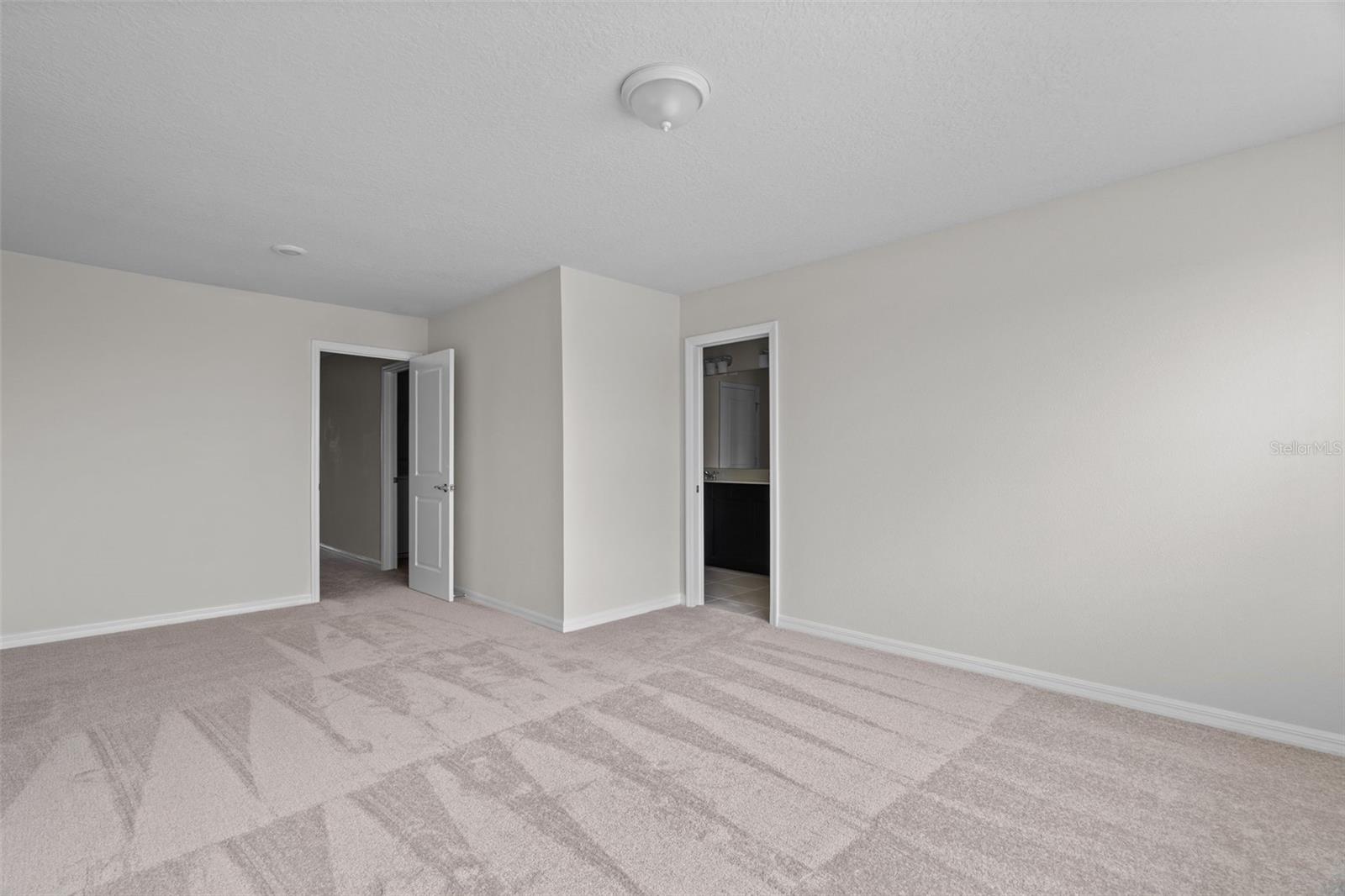PARKSIDE TRAILS - Residential Lease