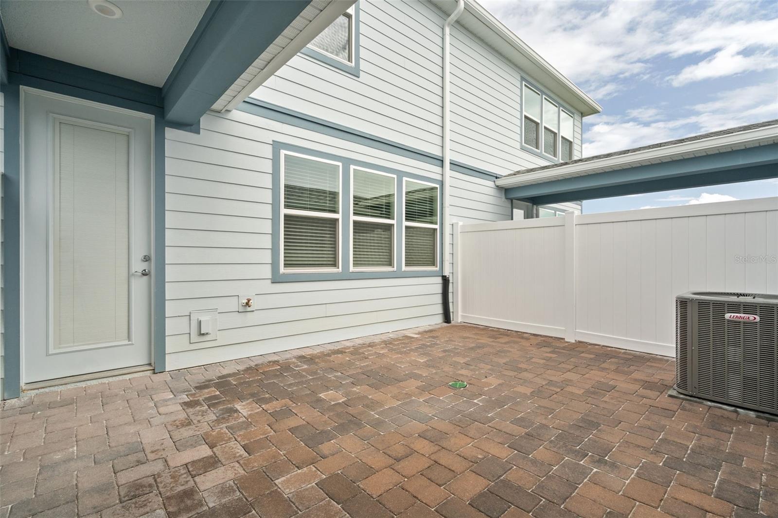PARKSIDE TRAILS - Residential Lease