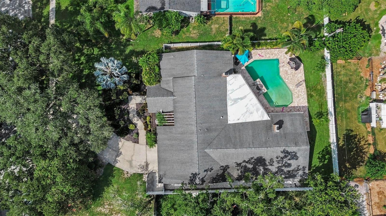 921 COLLEGE HILL DRIVE