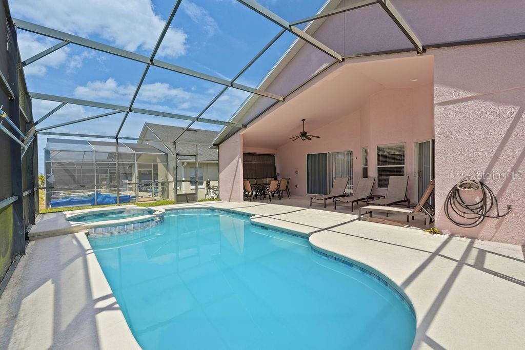 WEST STONEBRIDGE - Residential
