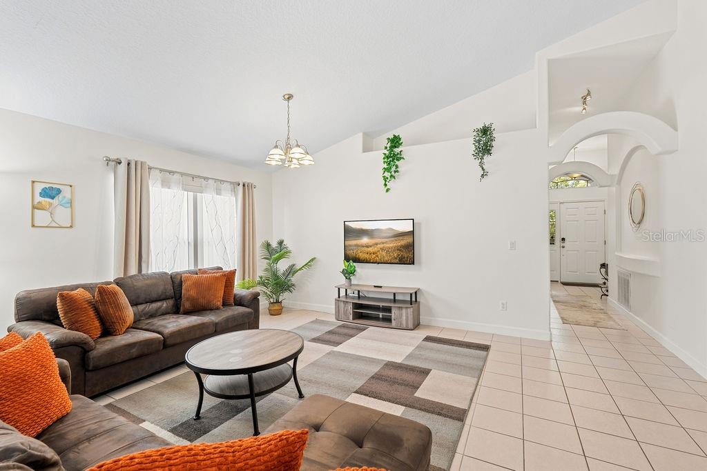 WEST STONEBRIDGE - Residential