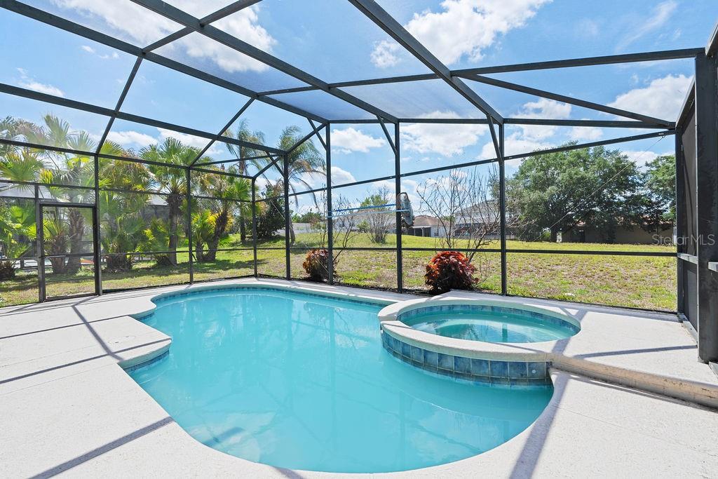 WEST STONEBRIDGE - Residential