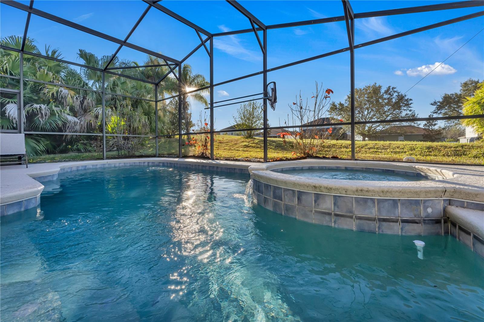 WEST STONEBRIDGE - Residential
