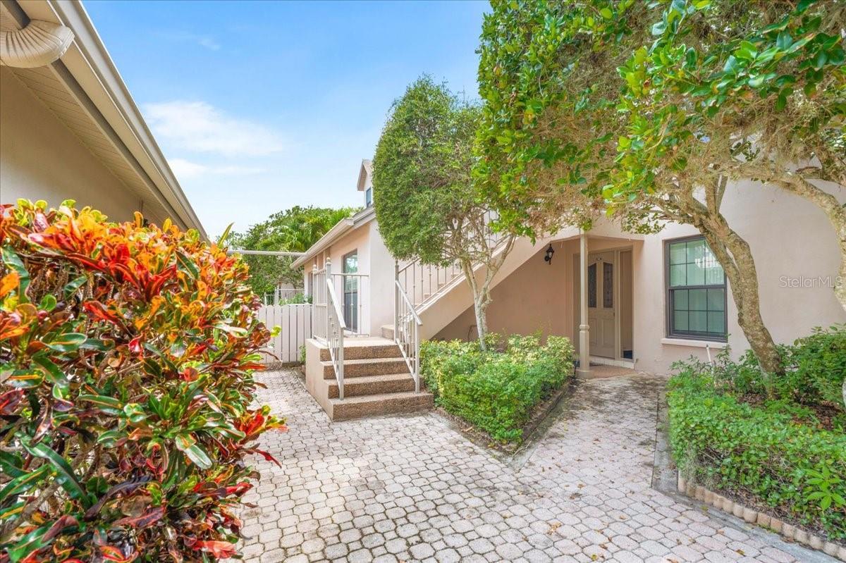 2836 COUNTRYSIDE BOULEVARD 125