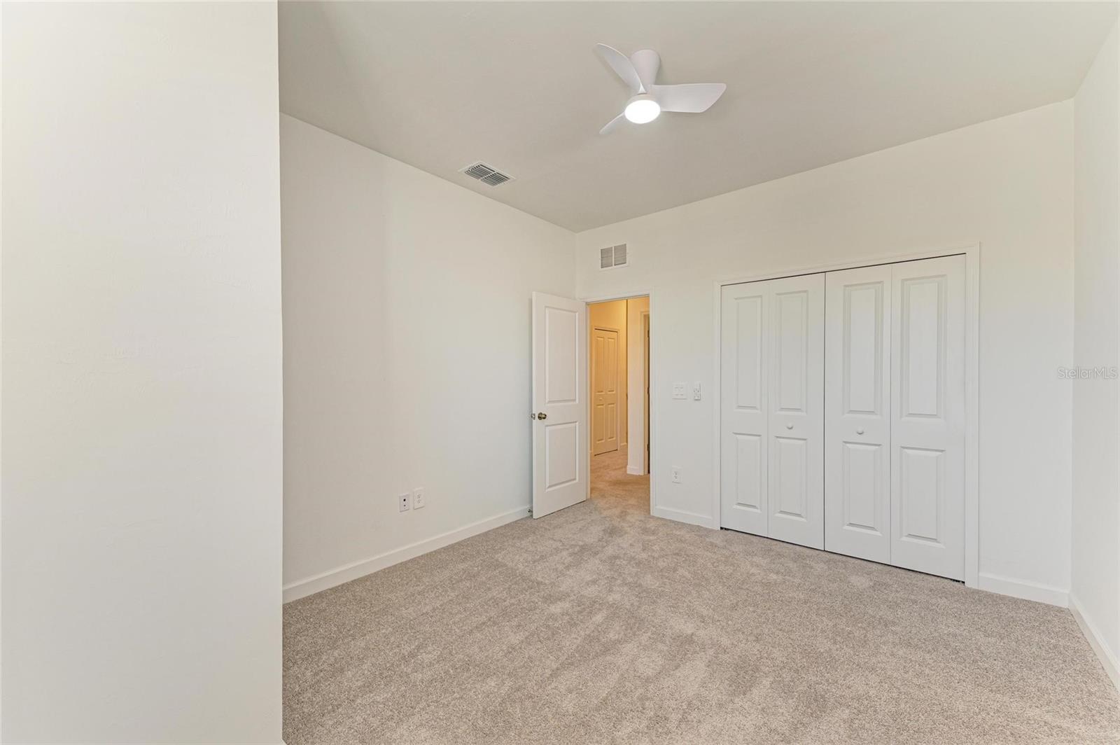 LORRAINE LAKES PH IIA - Residential Lease