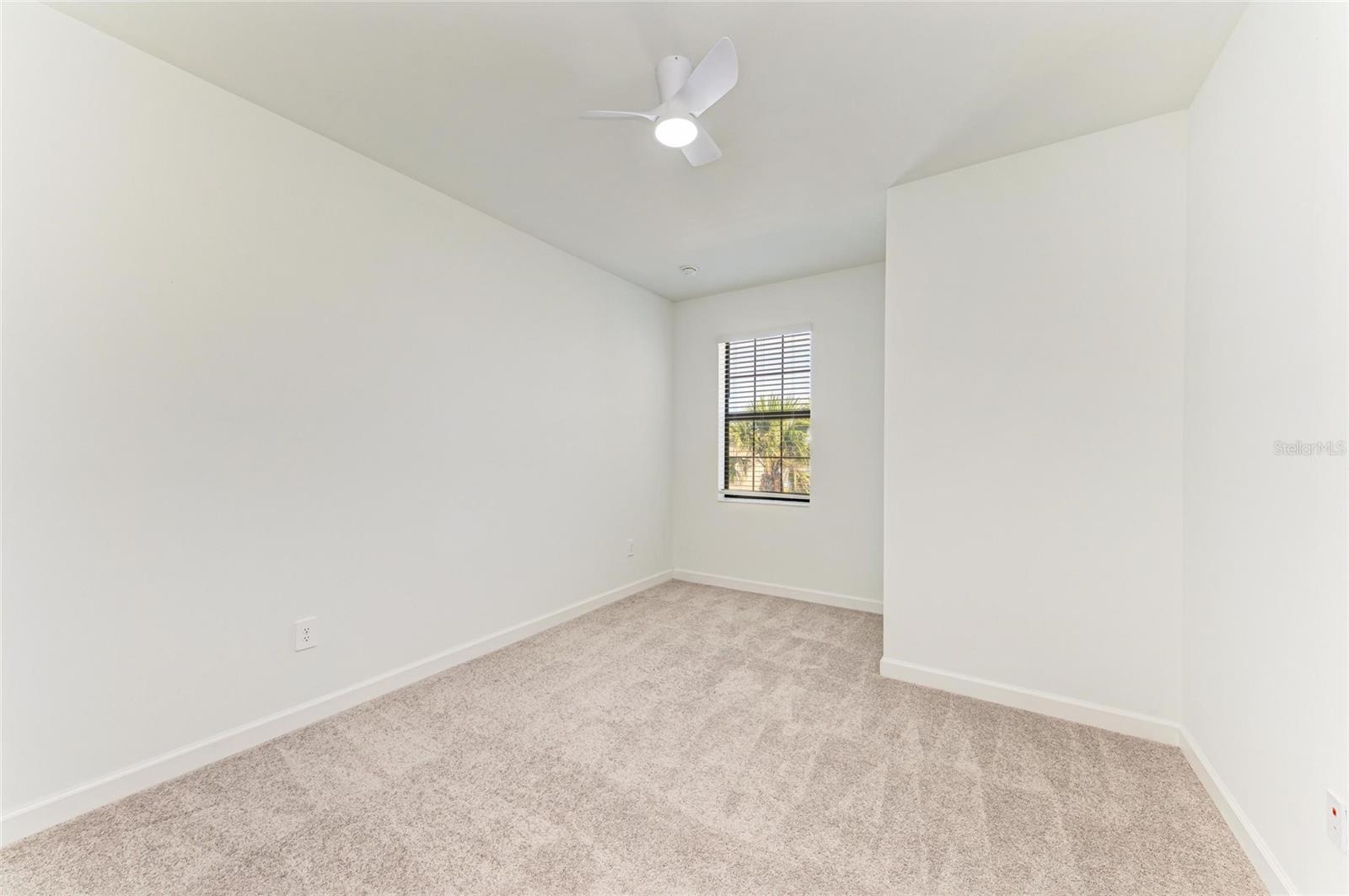 LORRAINE LAKES PH IIA - Residential Lease