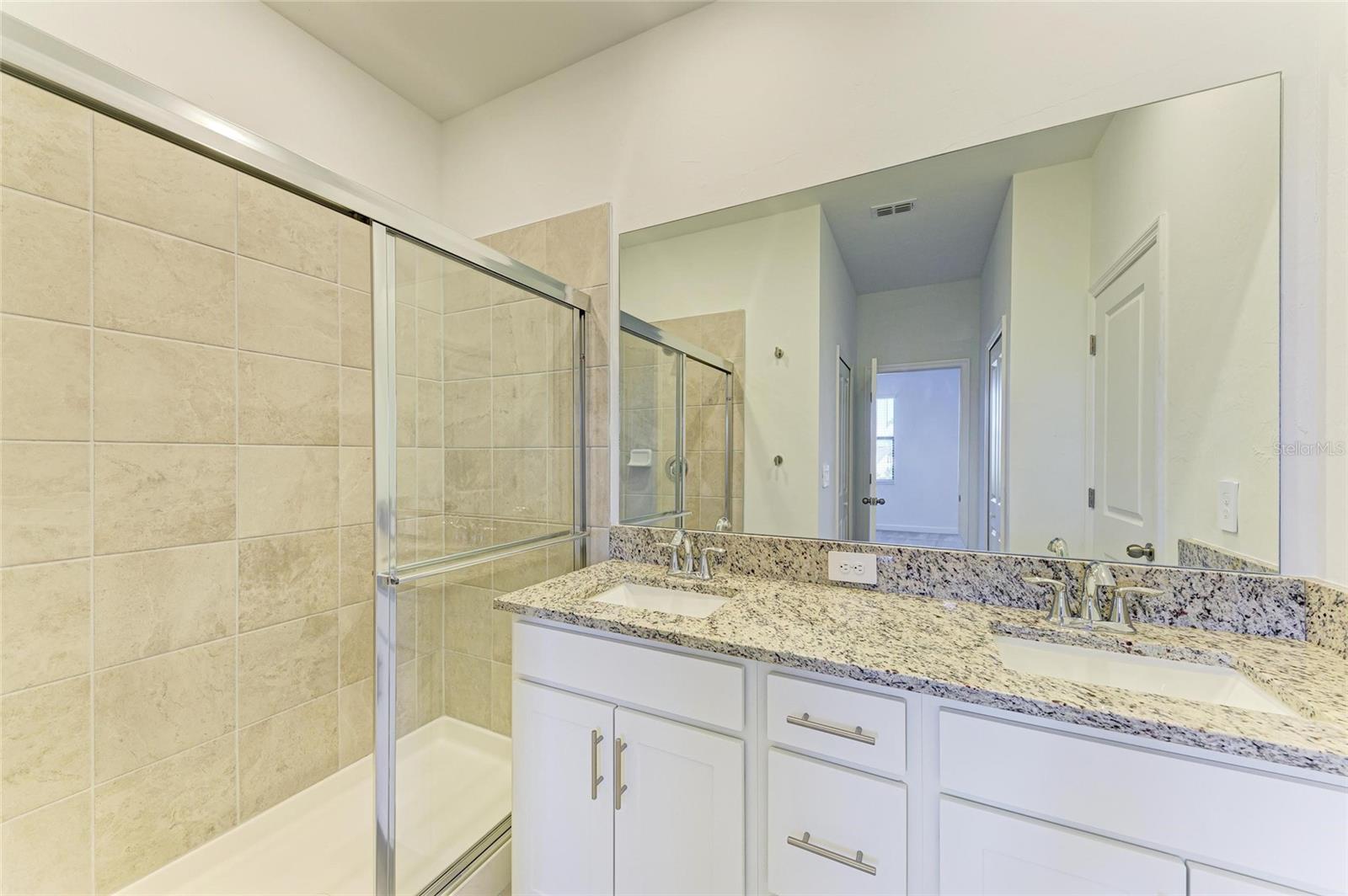 LORRAINE LAKES PH IIA - Residential Lease