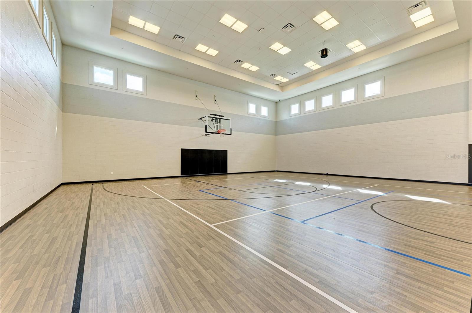 LORRAINE LAKES PH IIA - Residential Lease