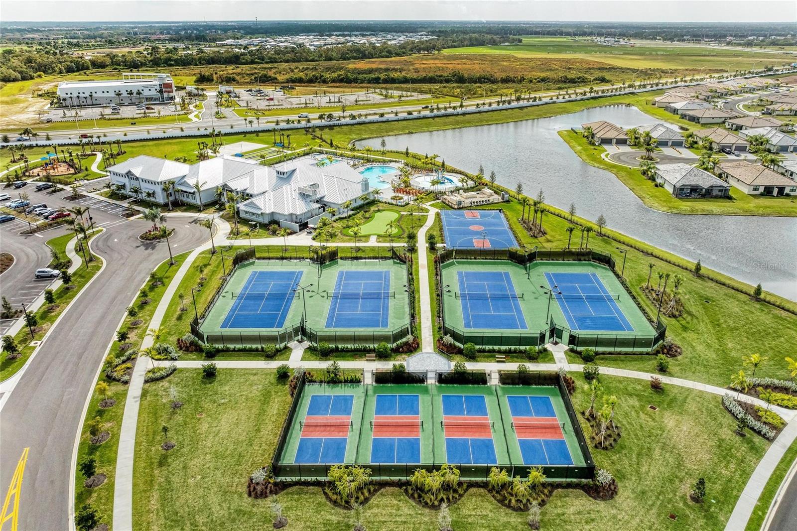 LORRAINE LAKES PH IIA - Residential Lease