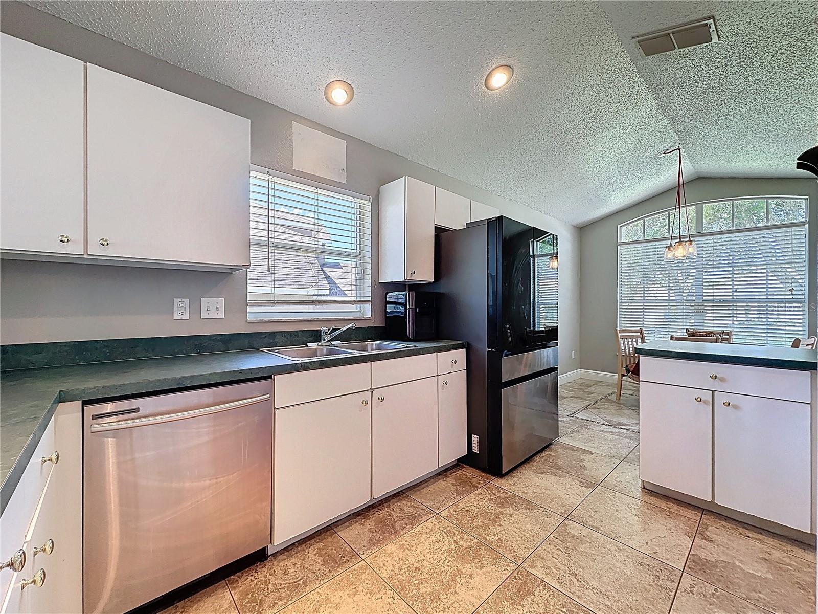 CARIBBEAN COVE/SOUTHERN DUNES - Residential