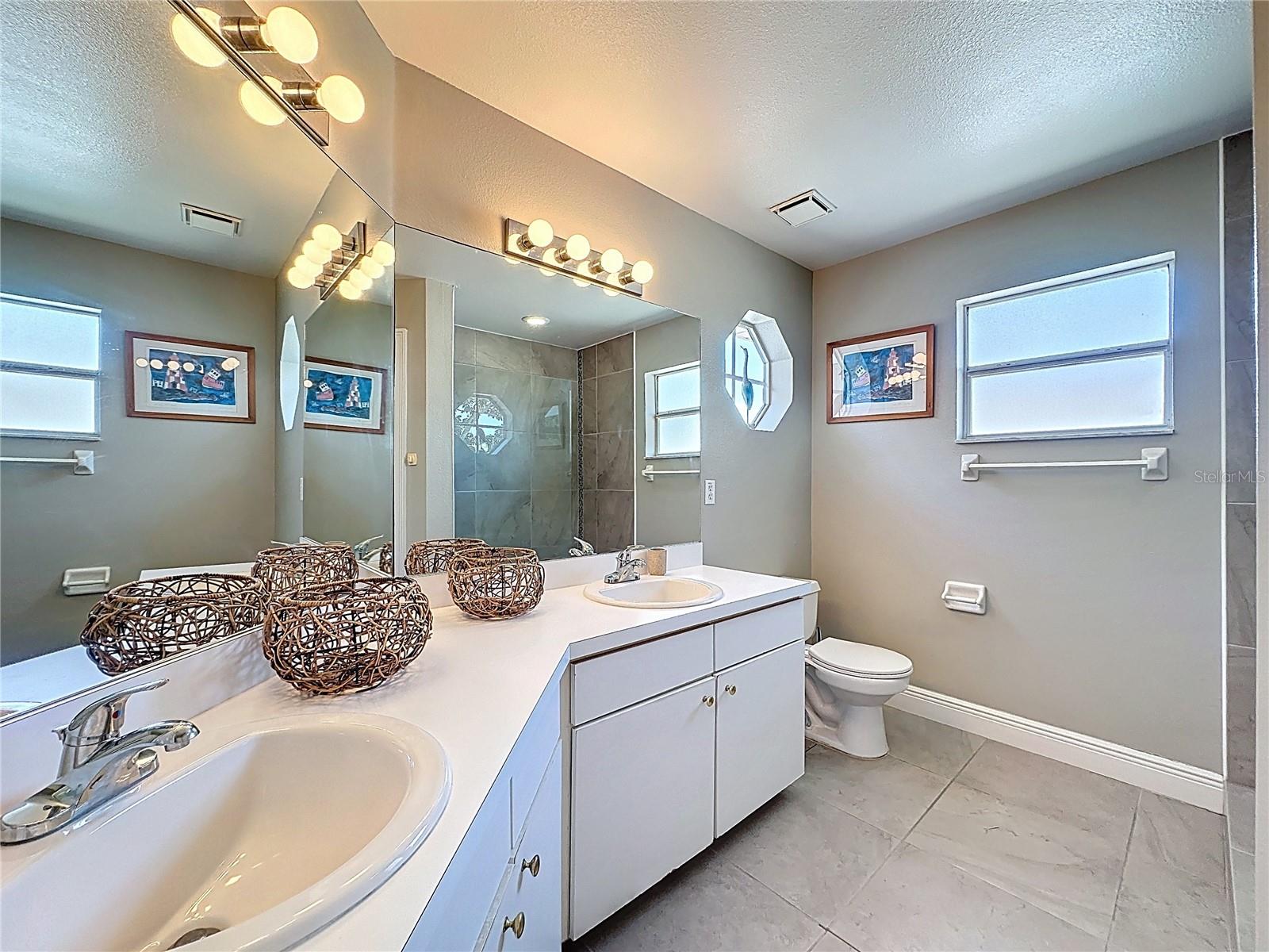 CARIBBEAN COVE/SOUTHERN DUNES - Residential