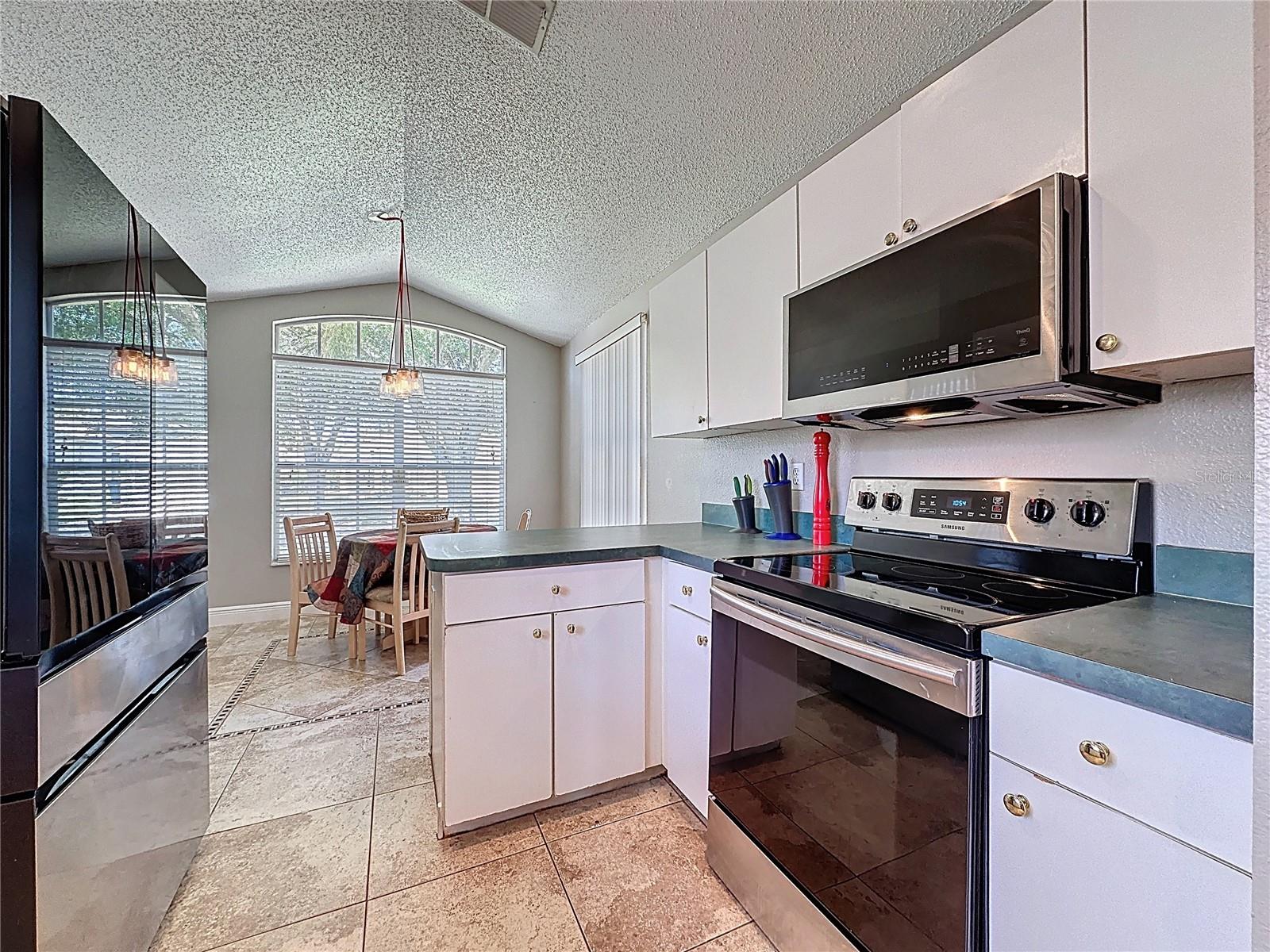 CARIBBEAN COVE/SOUTHERN DUNES - Residential