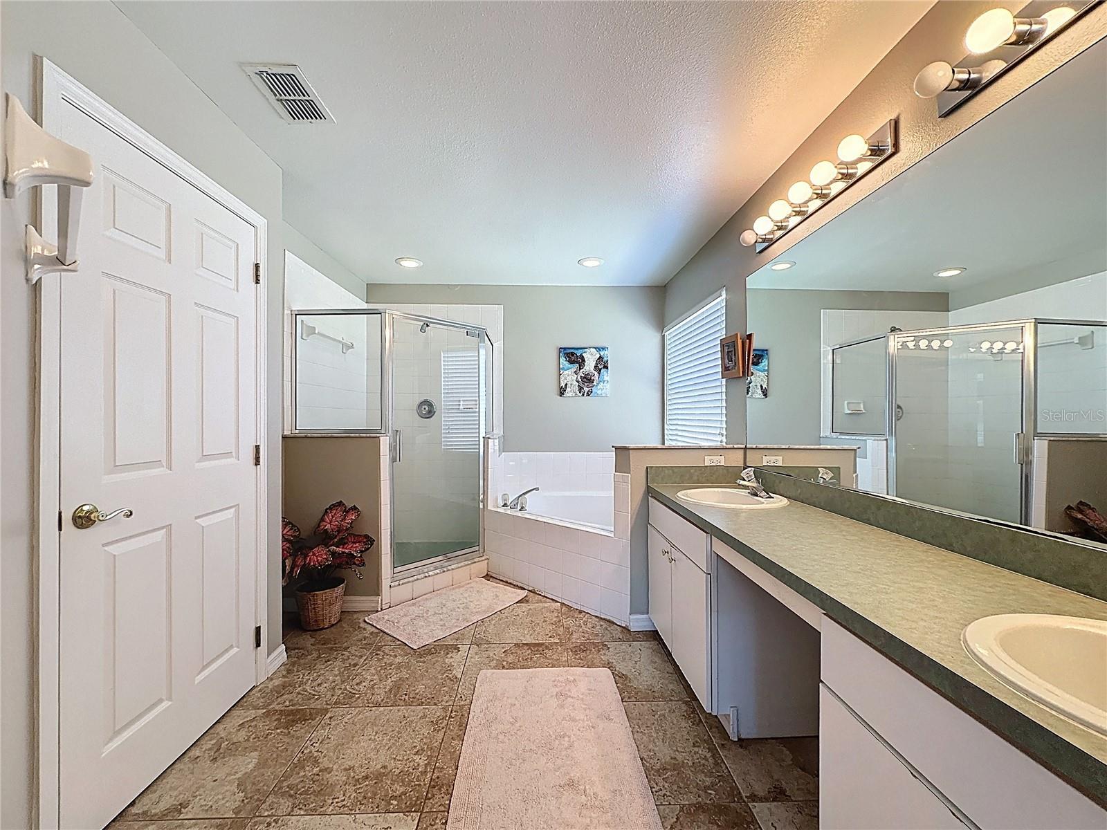 CARIBBEAN COVE/SOUTHERN DUNES - Residential