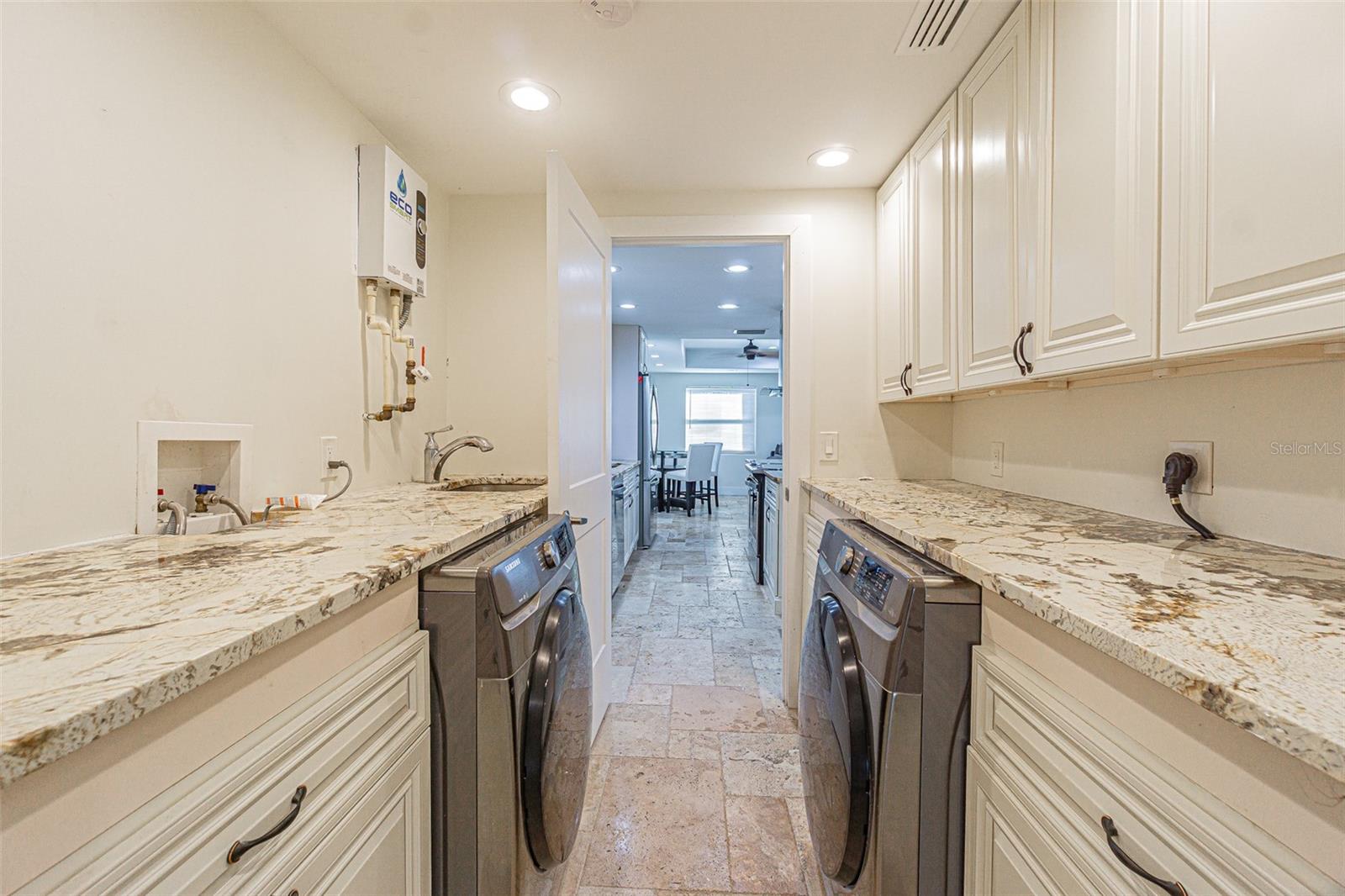 BELLMONT HEIGHTS - Residential