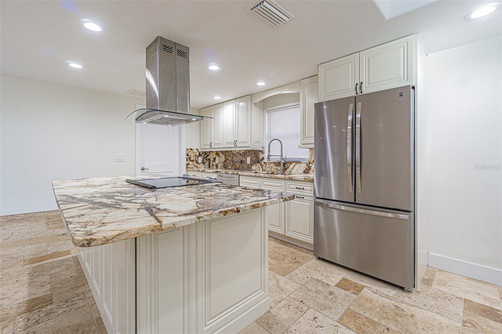 BELLMONT HEIGHTS - Residential