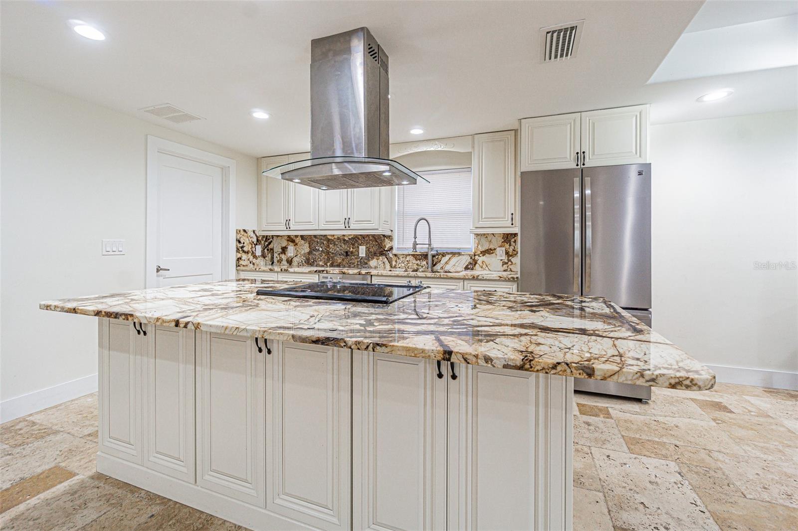 BELLMONT HEIGHTS - Residential