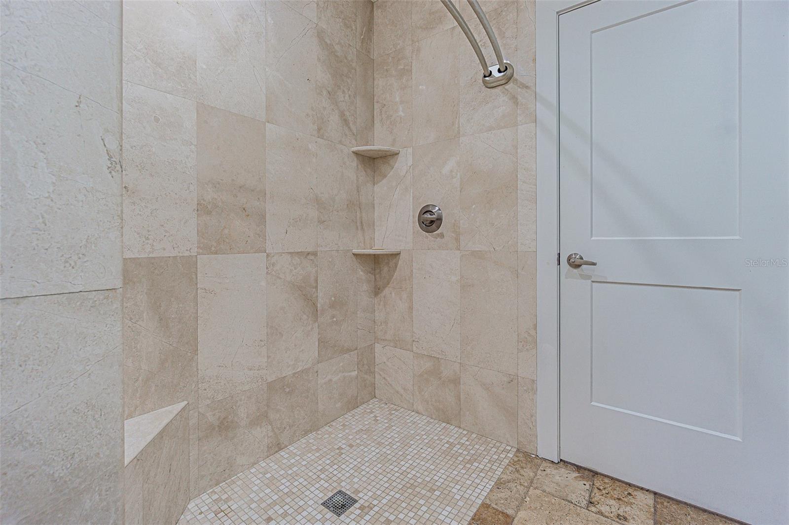 BELLMONT HEIGHTS - Residential