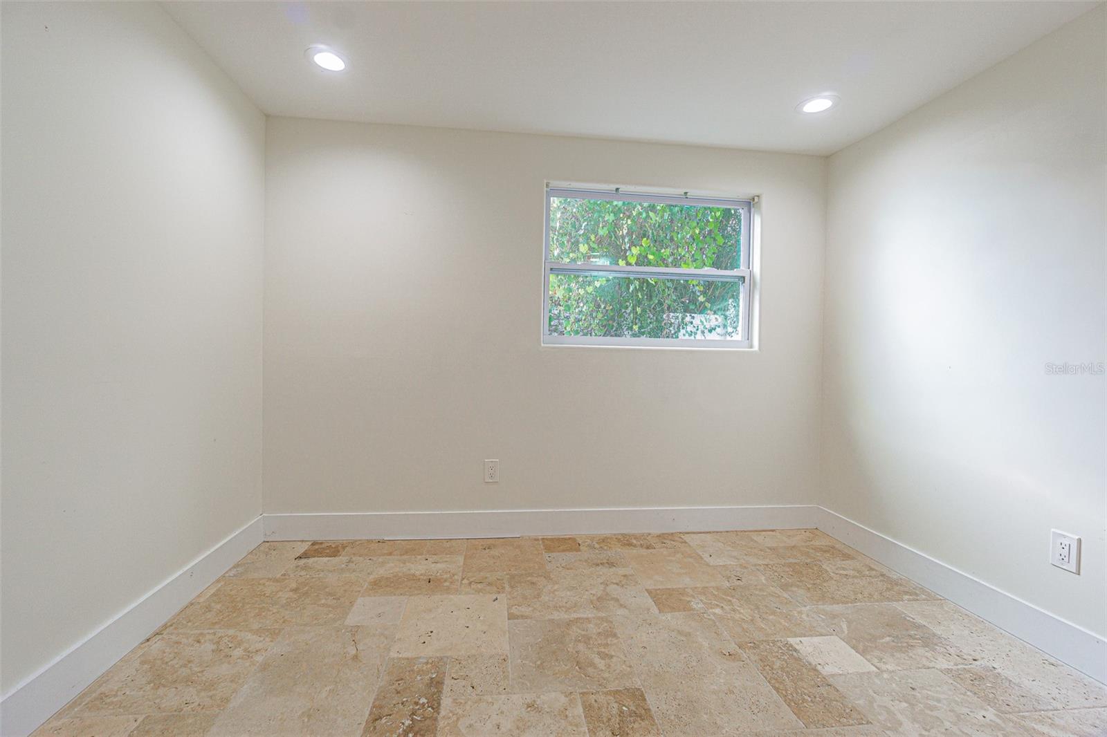 BELLMONT HEIGHTS - Residential