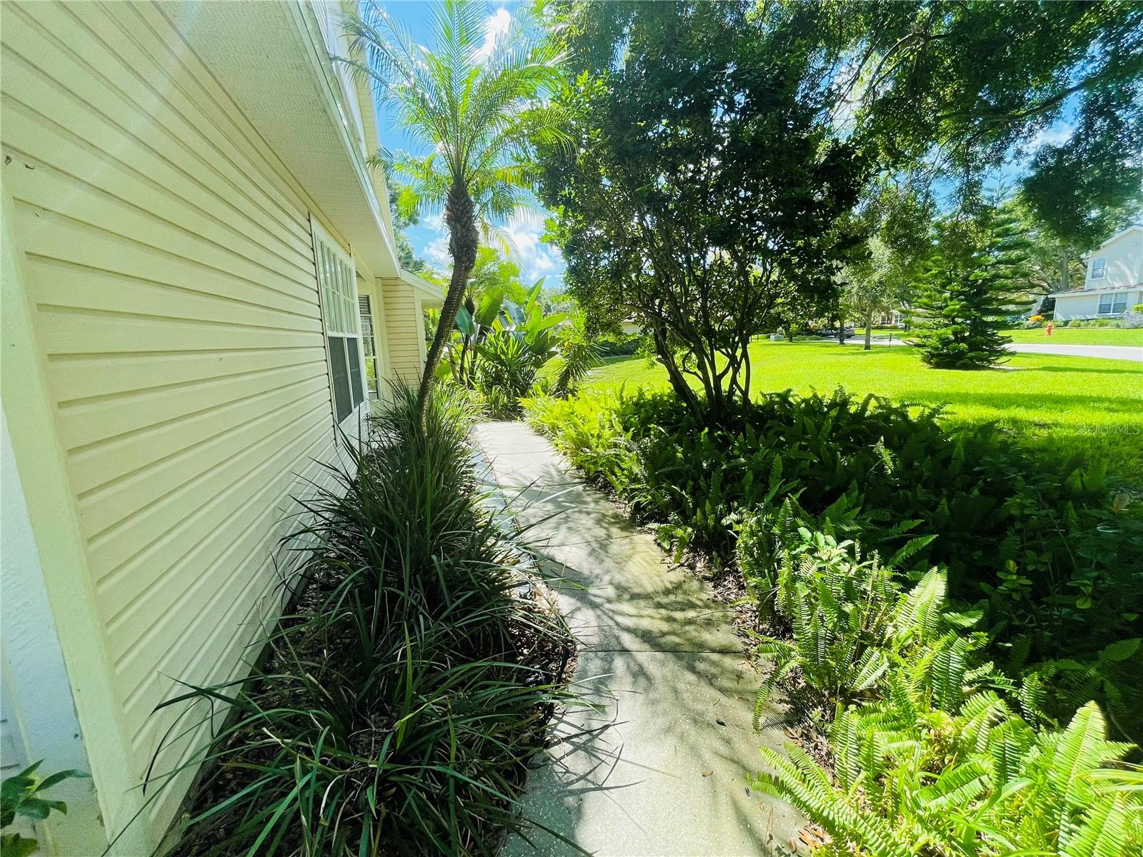 Photo 5 of 42 of 2141 CLOVER HILL ROAD townhome