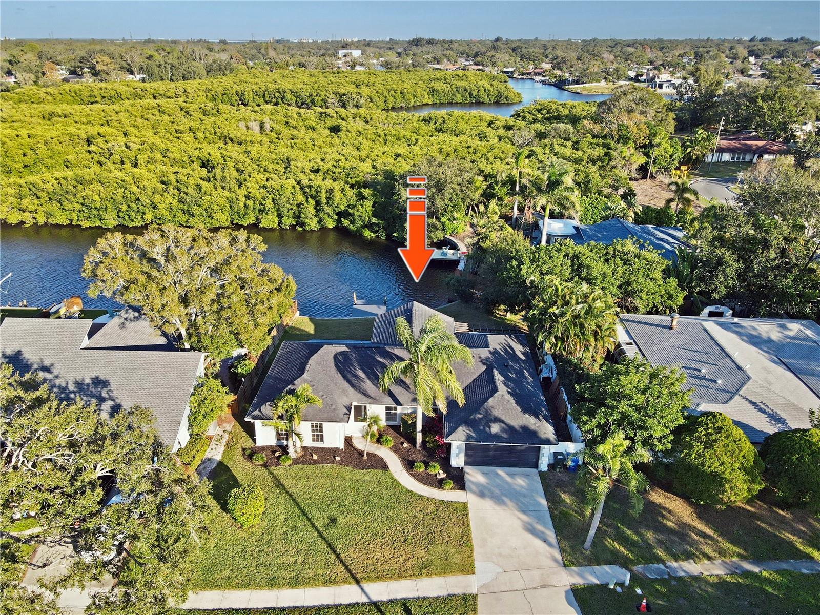 ARVIS CIRCLE - Residential