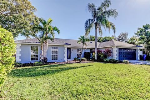 1992 ARVIS CIRCLE E CLEARWATER FL 33764