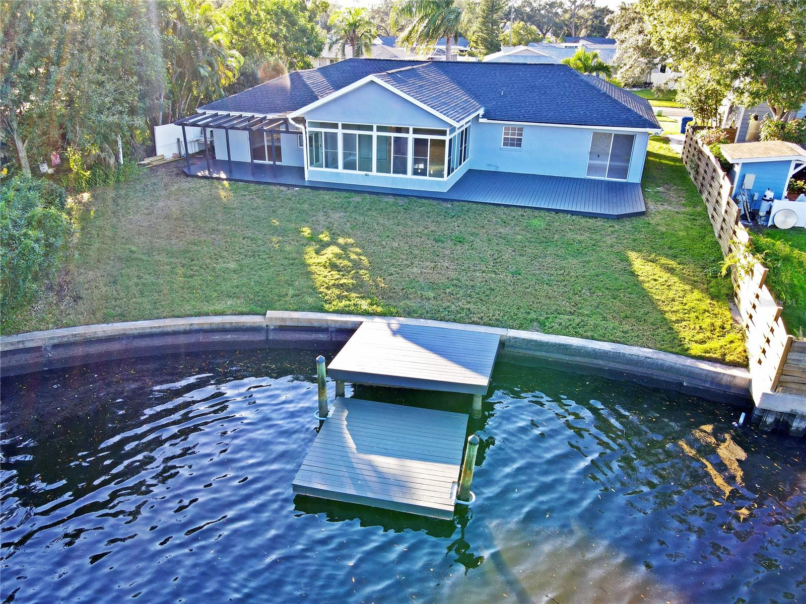 ARVIS CIRCLE - Residential