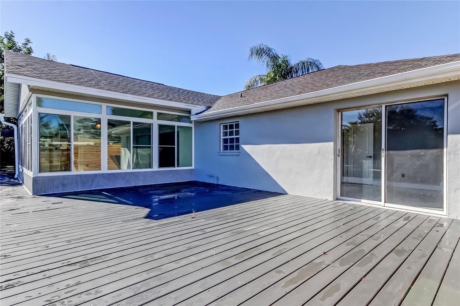 ARVIS CIRCLE - Residential