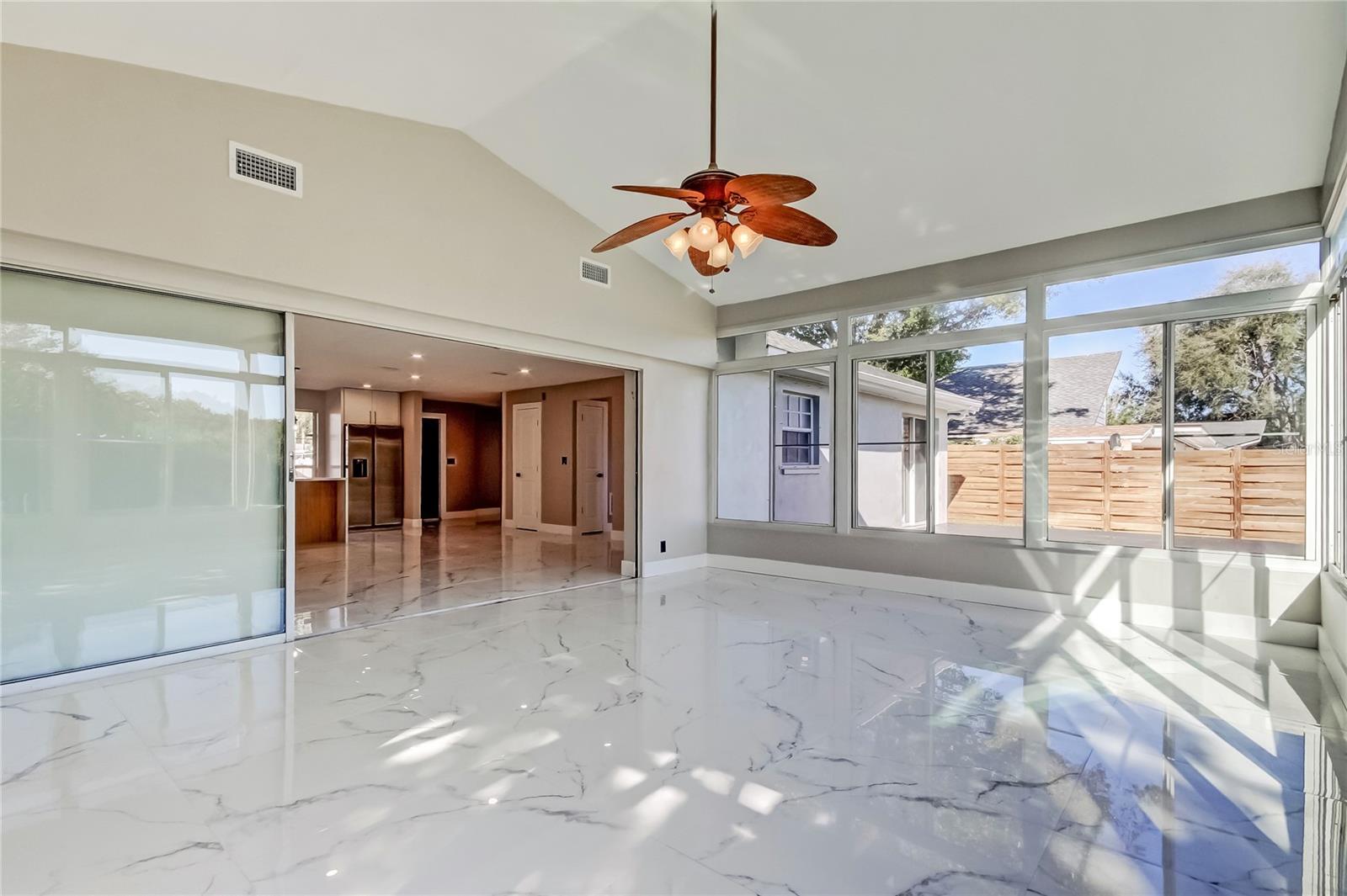 ARVIS CIRCLE - Residential