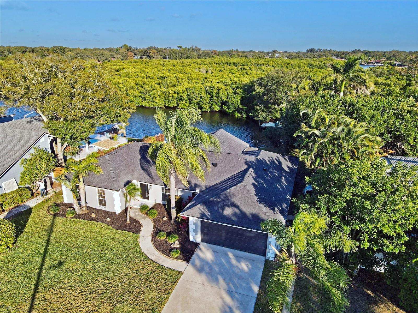 ARVIS CIRCLE - Residential