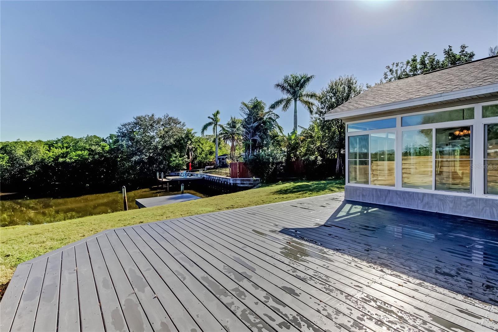 ARVIS CIRCLE - Residential