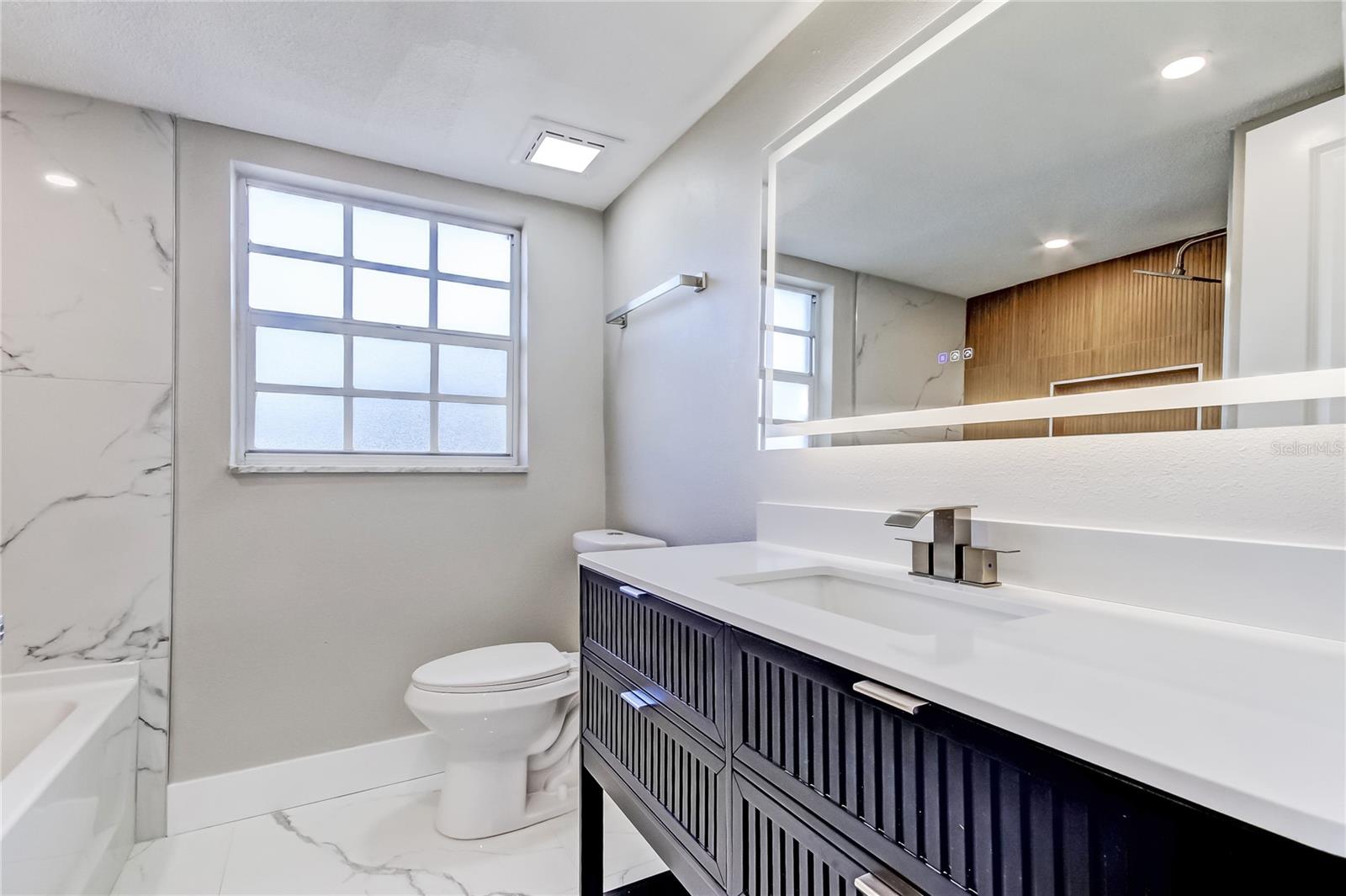 ARVIS CIRCLE - Residential