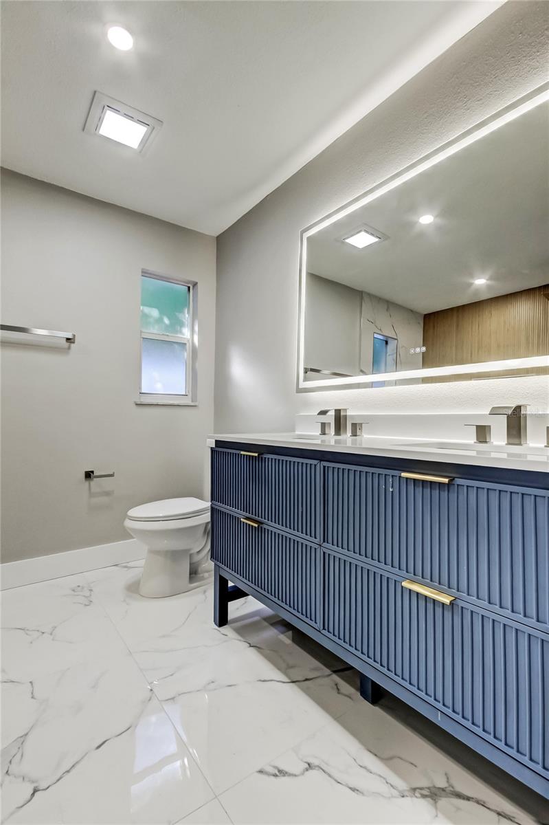 ARVIS CIRCLE - Residential