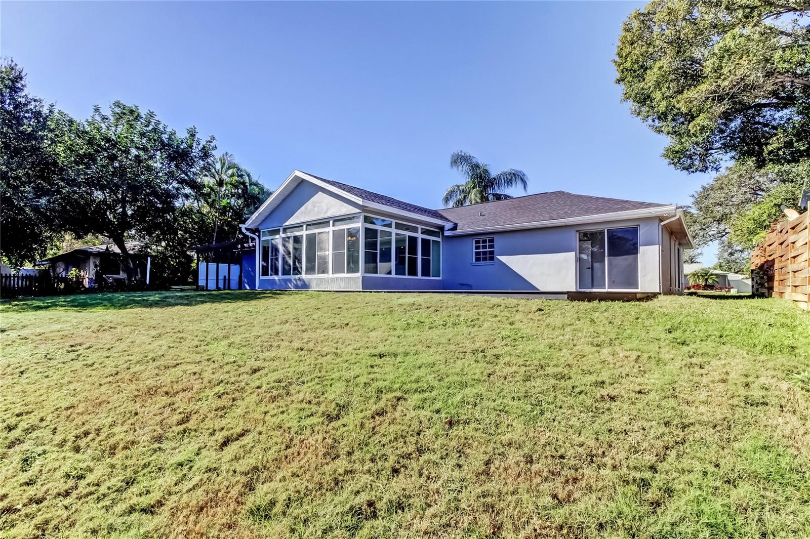 ARVIS CIRCLE - Residential