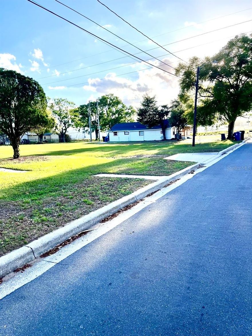 Oversized Vacant Lot – Great Development Opportunity in Lake Wales!

Rare opportunity to own a 0.34-acre residential vacant lot in the established community of Twin Lake Park. This property consists of multiple platted lots (Lots 15 & 16, Block B), approximately 100 feet of frontage and excellent flexibility for future development.

Located on a quiet street with easy access to major roads, shopping, dining, and schools, this property is ideal for builders, investors, or buyers looking to build a custom home on a larger lot.

With its generous size and layout, the property may potential for multiple homes or redevelopment opportunities (buyer to verify with city/county).
Don’t miss this chance to secure a well-located oversized lot in a growing area of Lake Wales!

Property is located on the same street as 343 Weaver Ave, currently listed at $140,000, supporting value and new construction potential in the area. This oversized parcel offers an excellent opportunity for redevelopment or building new.