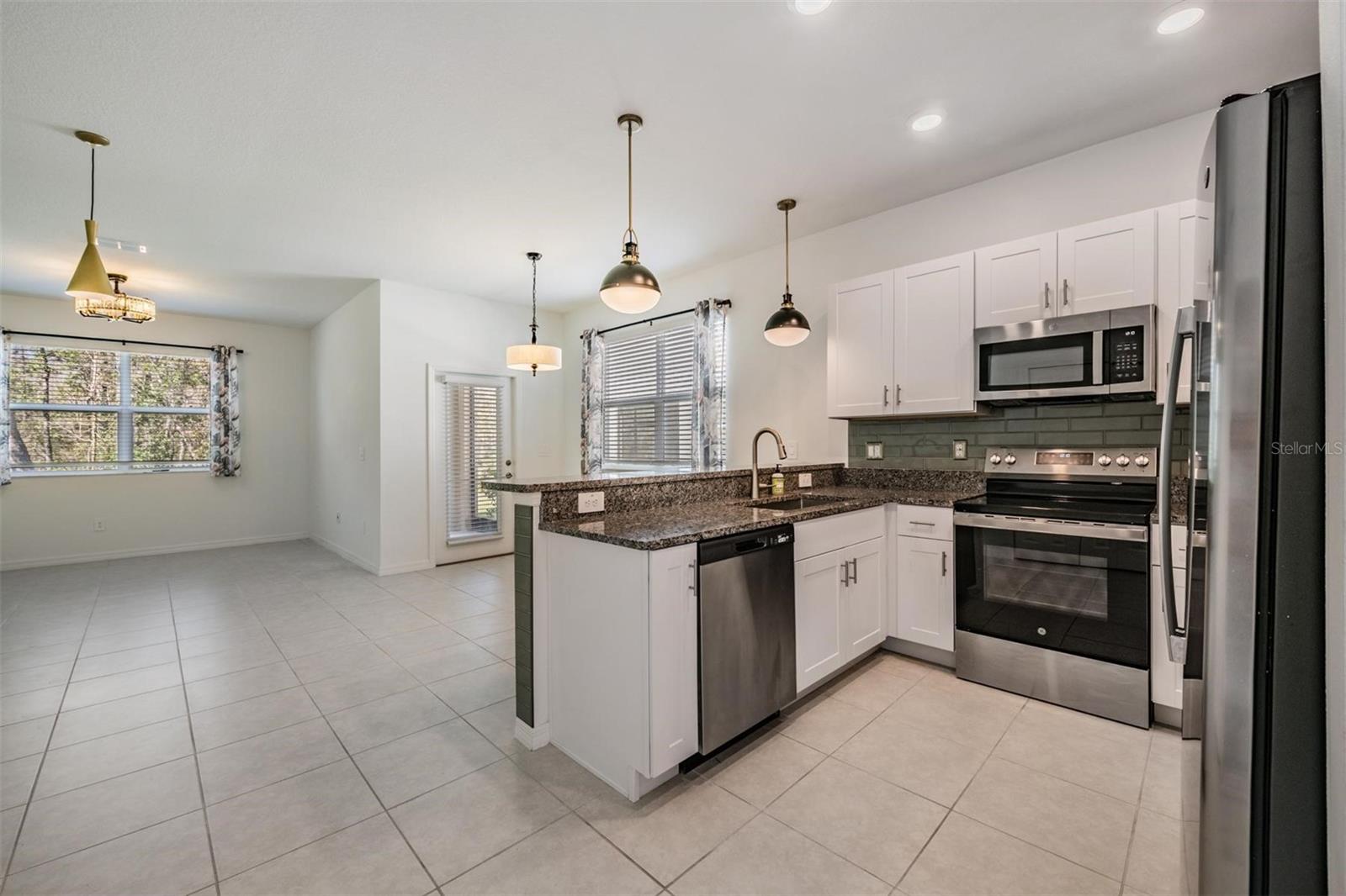 ANGELINE PH 3C - Residential