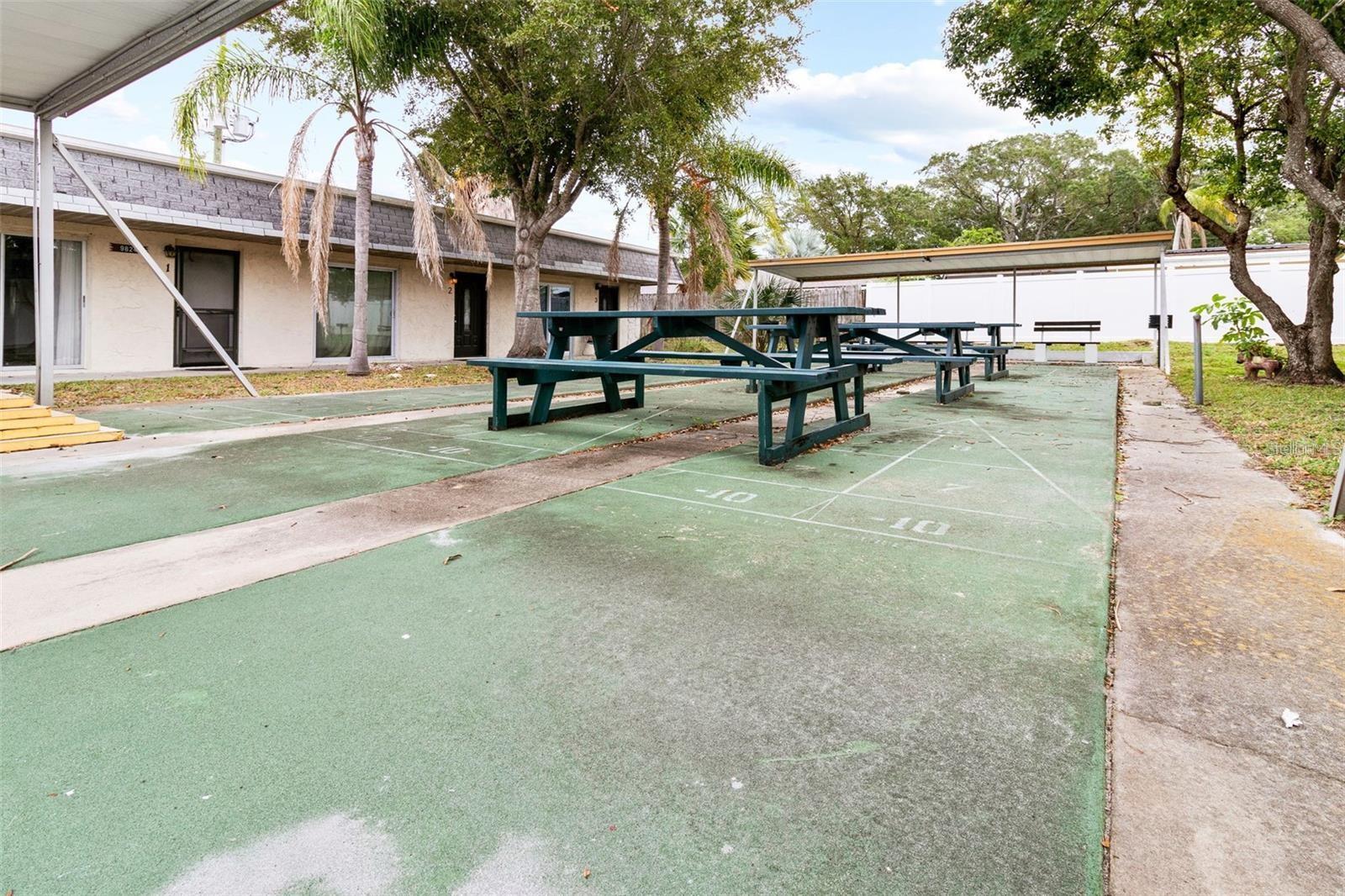 TRI LEISURE CONDO - Residential Lease