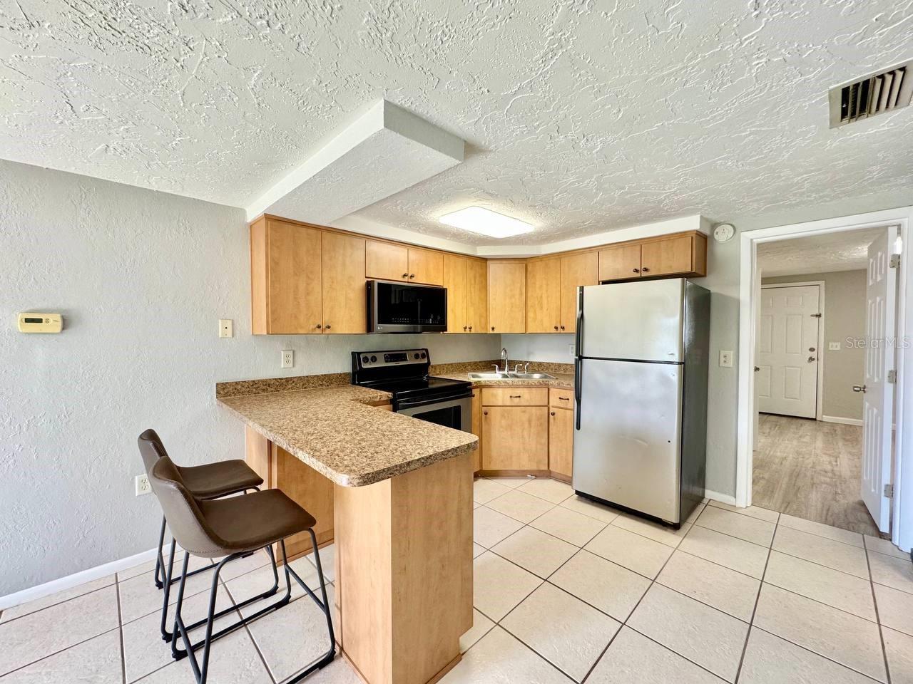 TRI LEISURE CONDO - Residential Lease