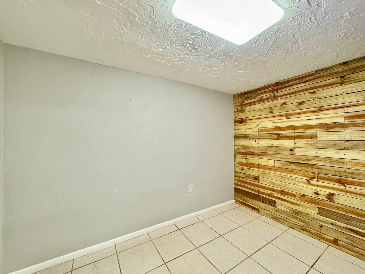 TRI LEISURE CONDO - Residential Lease