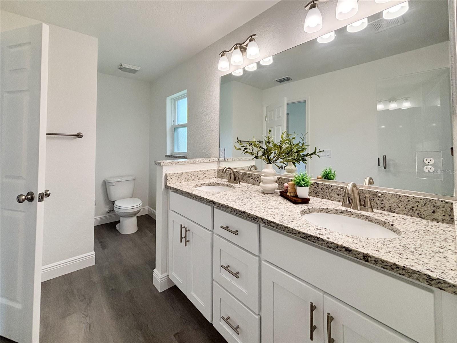 RAINBOW LAKES ESTATE - Residential