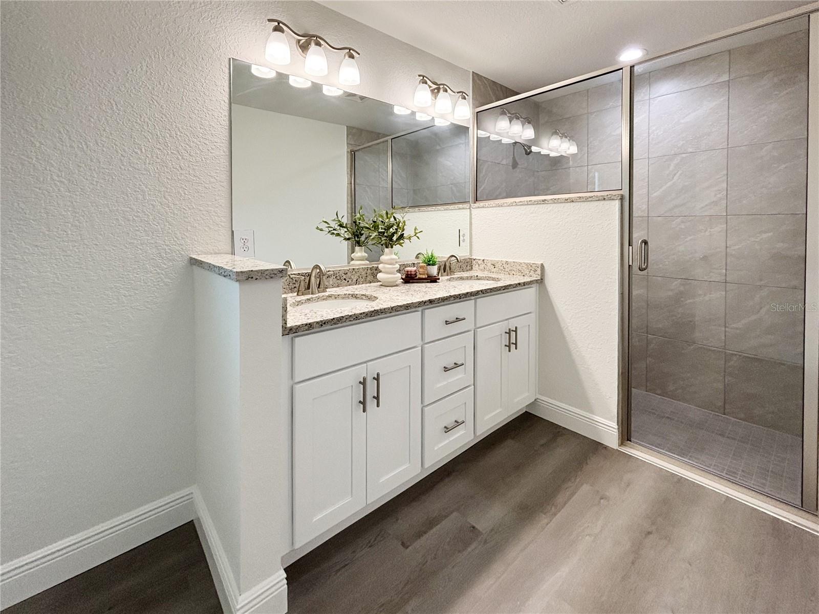 RAINBOW LAKES ESTATE - Residential