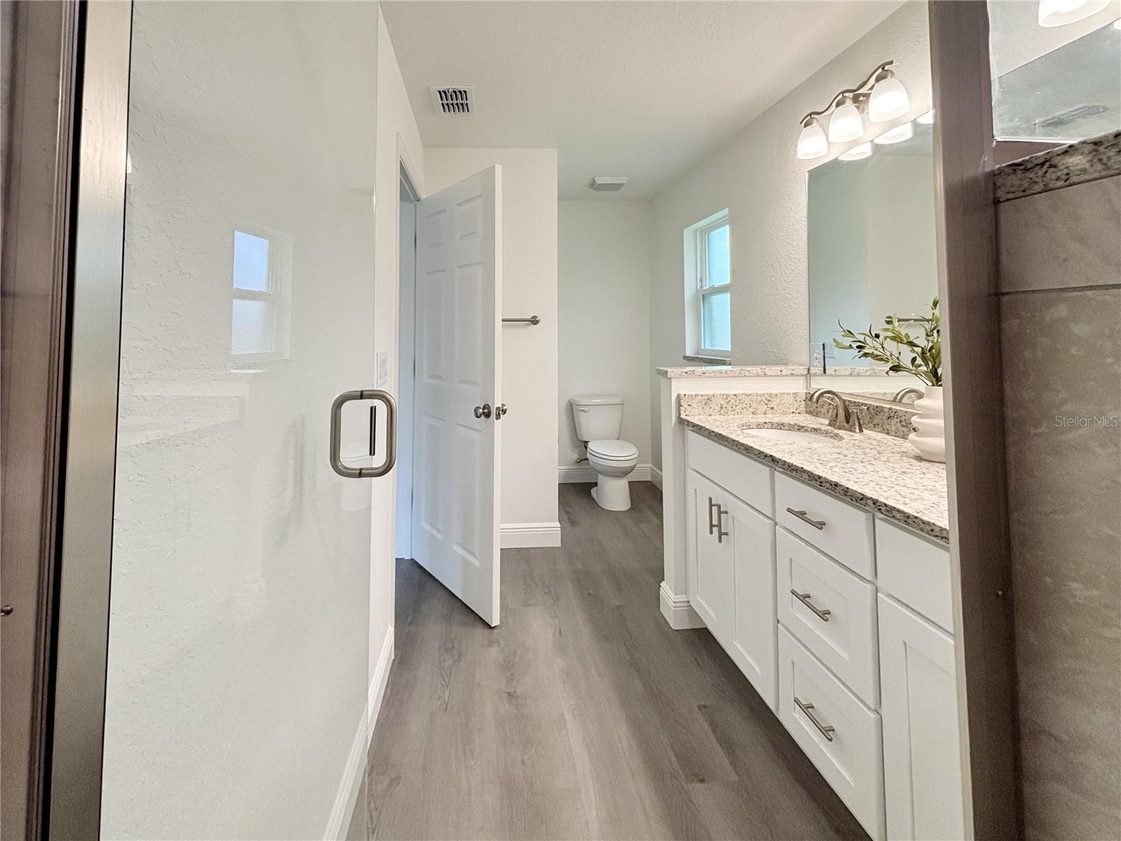 RAINBOW LAKES ESTATE - Residential