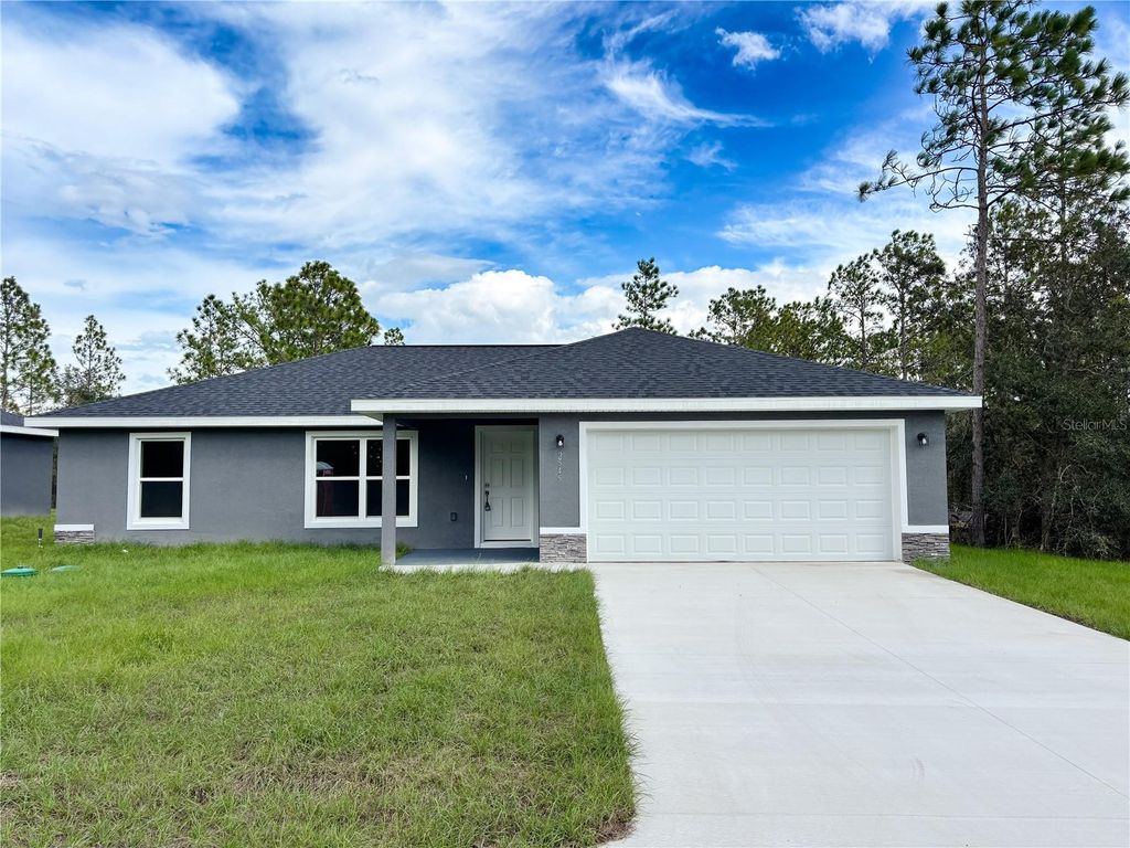 Photo of 2545 SW Breezy Point Drive, Dunnellon, FL 34431 (MLS # OM715914)