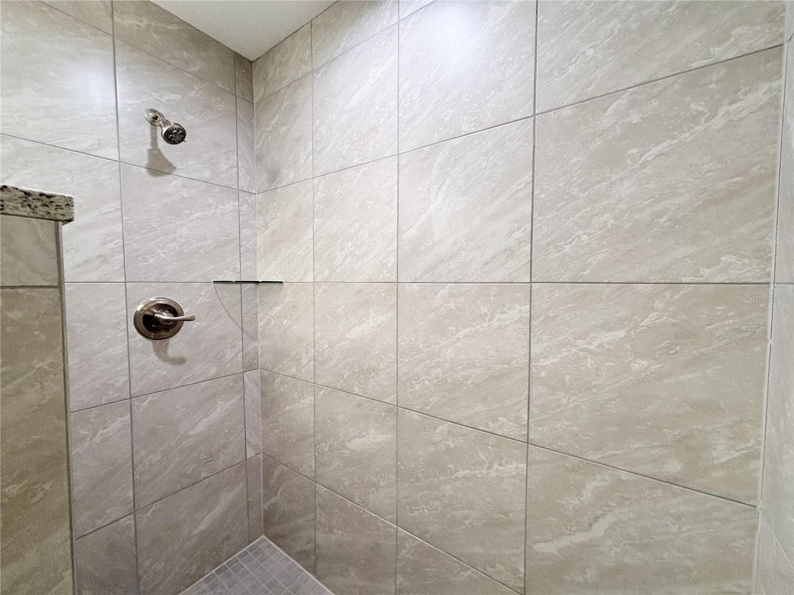 RAINBOW LAKES ESTATE - Residential