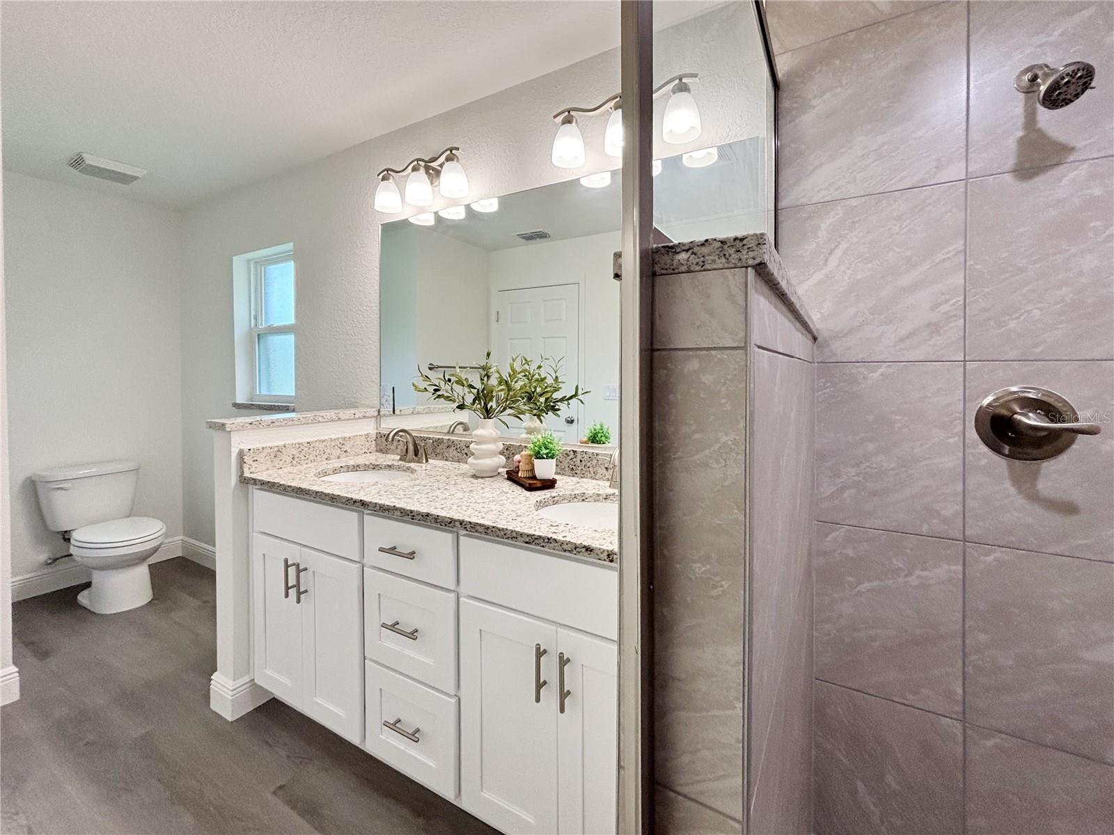 RAINBOW LAKES ESTATE - Residential